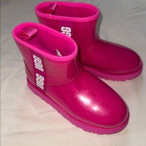 UGG Vibrant Pink woman’s Rain Boots size 8 new